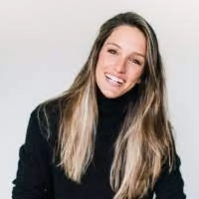 Nicole Pechanec