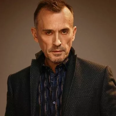 Robert Knepper