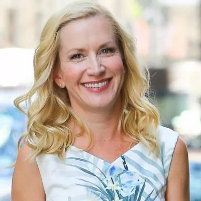 Angela Kinsey