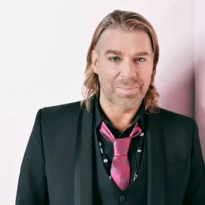 Chaz Dean