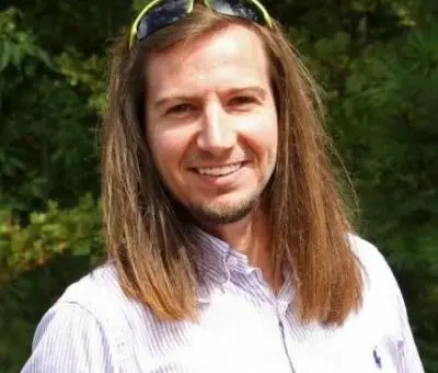 Darren Knight
