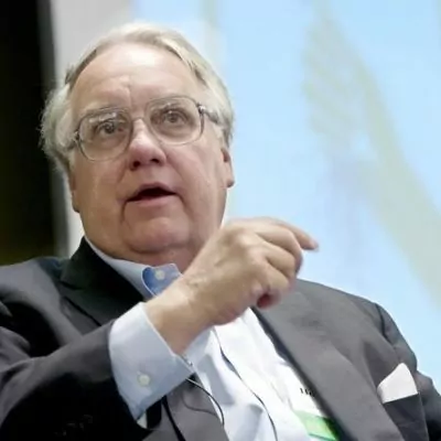 Howard Buffett