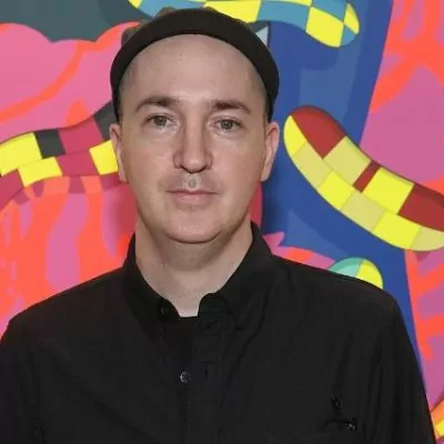  Kaws