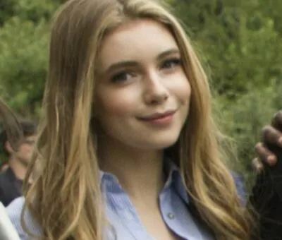  Elanor Worthington