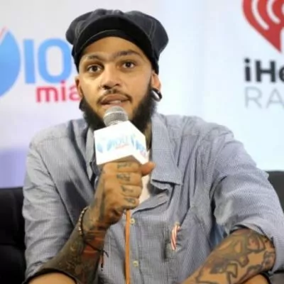  Travie McCoy
