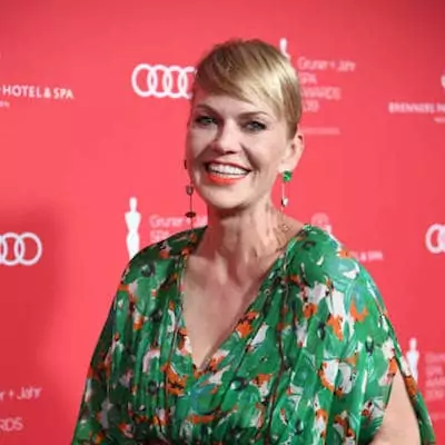 Anna Loos