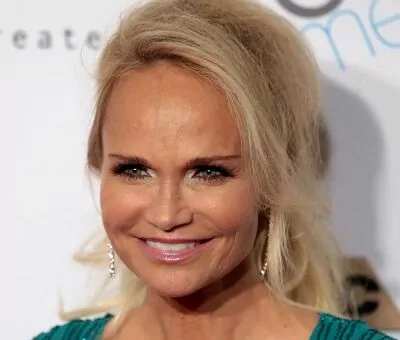  Kristin Chenoweth
