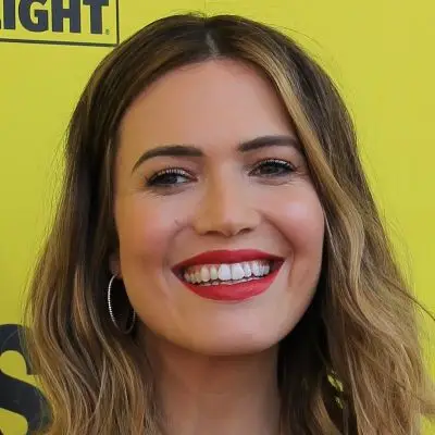  Mandy Moore