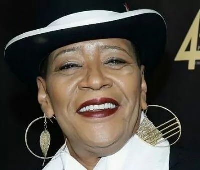Marsha Warfield
