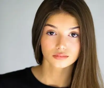  Mimi Keene