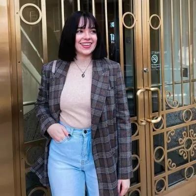 Cari Roblox