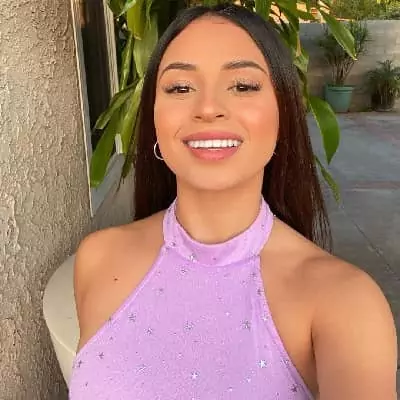 Leslie Contreras