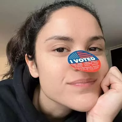 Victoria Moroles