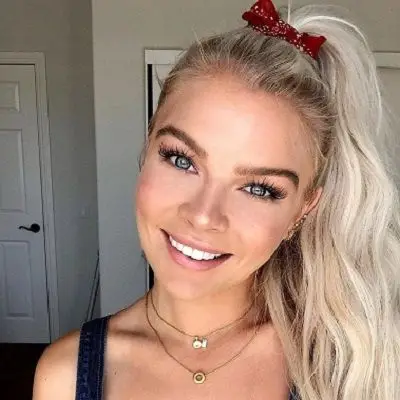Kelli Goss