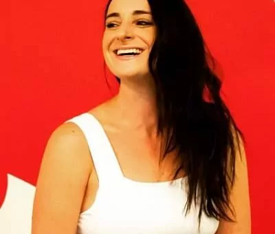 Lara Melanie Saget