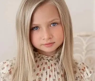Harlow Luna White