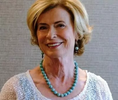 Linda Lee Cadwell