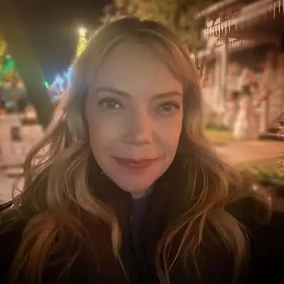 Riki Lindhome