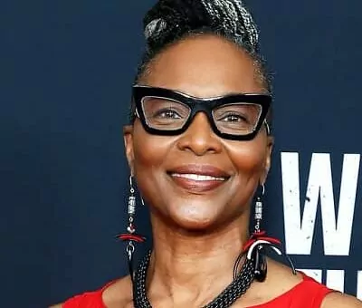 Suzzanne Douglas