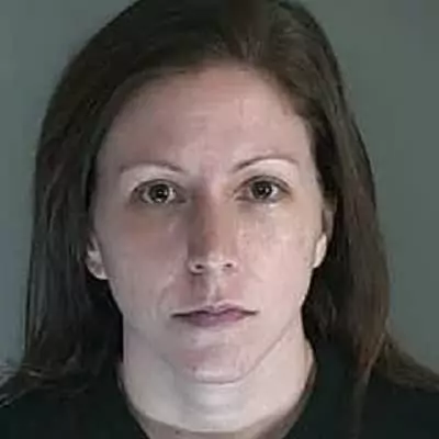 Lisa DeFluri