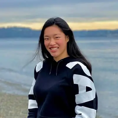 Jie Walters Wiki, Age, Bio, Height, Boyfriend, Career, and Salary